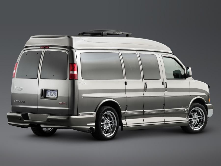 GMC Savana Explorer Limited SE 2006 года  (фото 2 из 4)